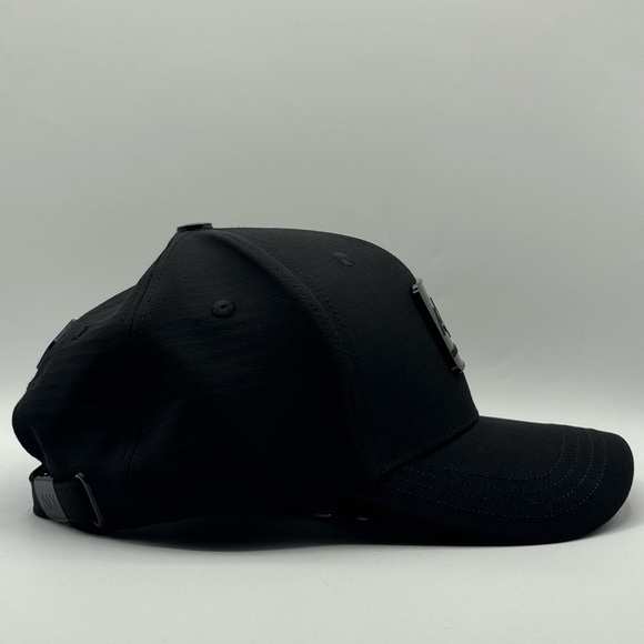 Armani Exchange Hat - Picture 4 of 9